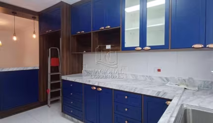 Sobrado à venda, 3 quartos, 1 suíte, 6 vagas, Vila Scarpelli - Santo André/SP