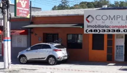 LOJA COM  ÓTIMA LOCALIZAÇÃO  NA LAURO LINHARES! - LO1428