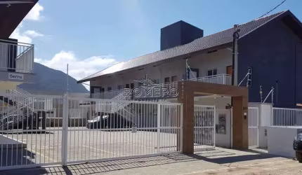 Apartamento com 3 quartos, Praia da Maranduba, Ubatuba - R$ 480 mil, Cod: 2040