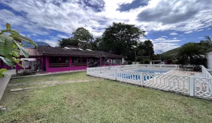 Casa com 7 quartos, Sertão da Quina, Ubatuba - R$ 1.2 mi, Cod: 2014