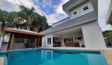 Casa de Condomínio com 5 quartos, Praia da Lagoinha, Ubatuba - R$ 1.75 mi, Cod: 1740