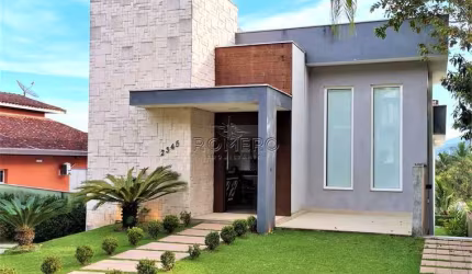 Casa com 5 quartos, Recanto Lagoinha, Ubatuba - R$ 3.5 mi, Cod: 2220