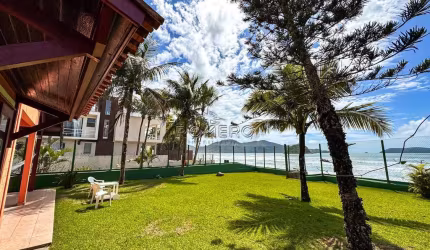 Casa com 3 quartos, Praia do Sapê, Ubatuba - R$ 2.6 mi, Cod: 2524