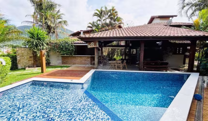 Casa de Condomínio com 4 quartos, Condomínio Lagoinha, Ubatuba - R$ 1.99 mi, Cod: 2585
