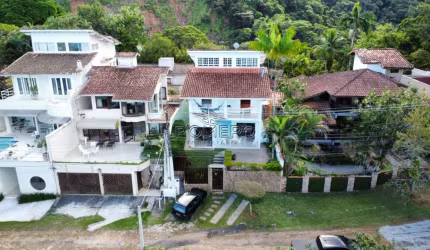 Casa com 4 quartos, Praia da Cocanha, Caraguatatuba - R$ 1.75 mi, Cod: 2609