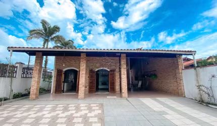 Casa com 4 quartos, Praia da Maranduba, Ubatuba - R$ 950 mil, Cod: 337