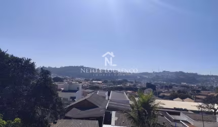 Casa à venda com duas casas no mesmo terreno proximo ao centro de jundiai. Vila Municipal, Jundiaí,