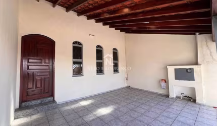 Casa à venda no Jardim Mirante em Várzea Paulista com 3 dormitórios, suíte, espaço gourmet e financ