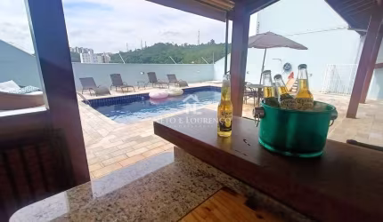 Casa à venda com piscina no Jardim da Fonte, Jundiaí, SP
