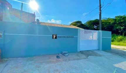 Casa de esquina com 3 quartos em Matinhos