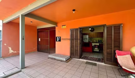 Casa no Marissol com espaço de terreno