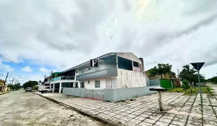 Apartamento com vista para o mar em Ipanema - PR