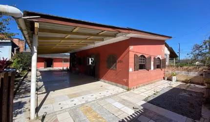 Casa à venda no balneário Primavera