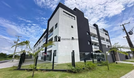 Apartamento com 02 quartos próximo da praia