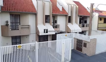 Apartamento duplex a 400 metros do mar em Caioba