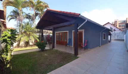 Casa para Venda em Peruíbe, Stella Maris, 3 dormitórios, 1 suíte, 1 banheiro, 3 vagas