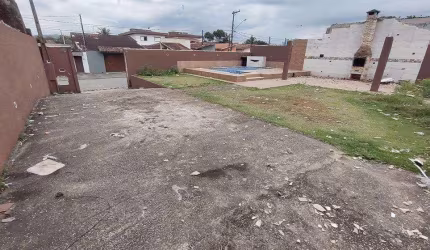 Casa para Venda em Itanhaém, Umuarama, 2 dormitórios, 1 banheiro, 5 vagas