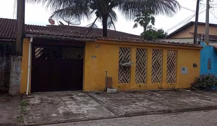 Casa para Venda em Itanhaém, Corumbá, 2 dormitórios, 1 suíte, 1 banheiro, 2 vagas