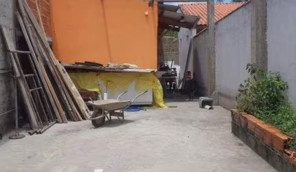 Casa para Venda em Itanhaém, Umuarama, 1 dormitório, 1 banheiro, 2 vagas