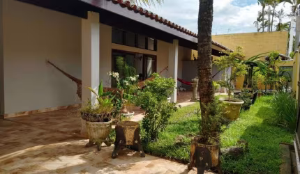 Casa para Venda em Itanhaém, Cibratel 1, 3 dormitórios, 3 suítes, 1 banheiro, 3 vagas