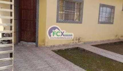 Casa para Venda em Mongaguá, Itaguaí, 2 dormitórios, 1 suíte, 1 banheiro, 2 vagas