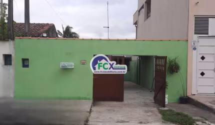 Casa para Venda em Itanhaém, Umuarama, 2 dormitórios, 1 banheiro, 4 vagas