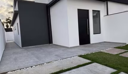 Casa para Venda em Itanhaém, Regina, 2 dormitórios, 2 suítes, 1 banheiro, 2 vagas