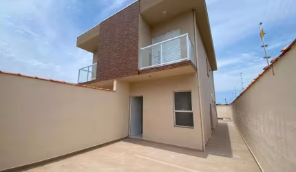 Casa para Venda em Itanhaém, Umuarama, 2 dormitórios, 1 suíte, 2 banheiros, 1 vaga