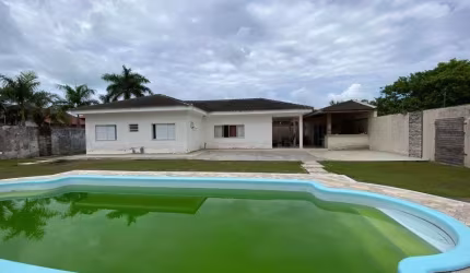 Casa para Venda em Itanhaém, Jamaica, 3 dormitórios, 1 suíte, 3 banheiros, 4 vagas