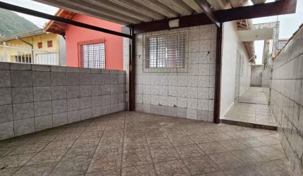 Casa para Venda em Mongaguá, Itaóca, 2 dormitórios, 2 banheiros, 2 vagas