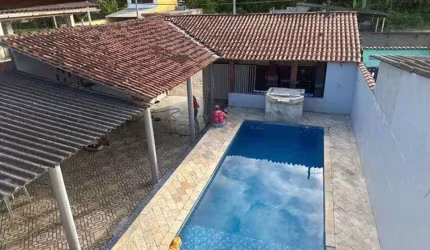 Casa para Venda em Itanhaém, Nova Itanhaém, 4 dormitórios, 2 banheiros, 4 vagas