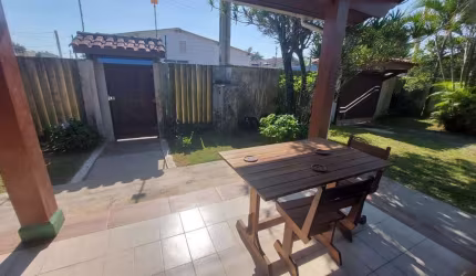 Casa para Venda em Itanhaém, Jardim Suarão, 4 dormitórios, 1 suíte, 2 banheiros, 10 vagas