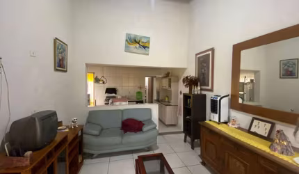 Casa para Venda em Itanhaém, Califórnia, 1 dormitório, 1 suíte, 1 banheiro, 2 vagas