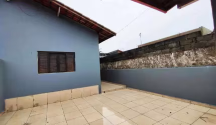 Casa para Venda em Itanhaém, Jamaica, 1 dormitório, 1 banheiro, 2 vagas