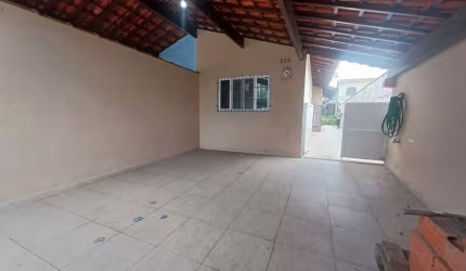 Casa para Venda em Itanhaém, Belas Artes, 2 dormitórios, 1 suíte, 1 banheiro, 2 vagas