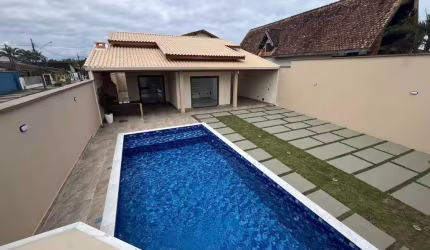 Casa para Venda em Itanhaém, Grandesp, 3 dormitórios, 3 suítes, 1 banheiro, 5 vagas