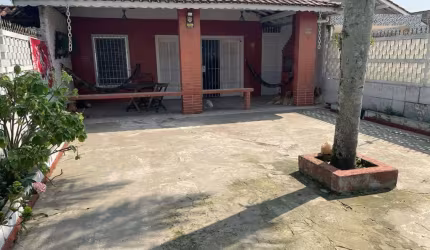 Casa para Venda em Mongaguá, Vera Cruz, 3 dormitórios, 3 banheiros, 4 vagas