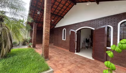 Casa para Venda em Itanhaém, Grandesp, 3 dormitórios, 1 suíte, 1 banheiro, 3 vagas