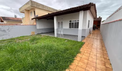 Casa para Venda em Itanhaém, Bopiranga, 3 dormitórios, 1 suíte, 2 banheiros, 2 vagas