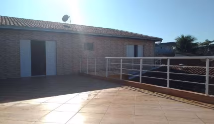 Casa para Venda em Itanhaém, Belas Artes, 3 dormitórios, 1 suíte, 1 banheiro, 6 vagas