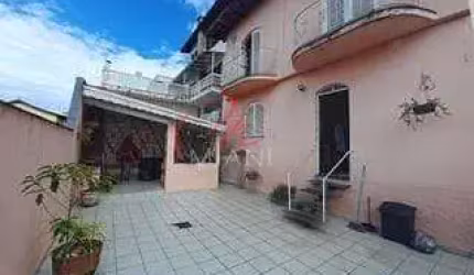 Sobrado com 4 dormitórios à venda, 255 m² por R$ 850.000,00 - Adalgisa - Osasco/SP