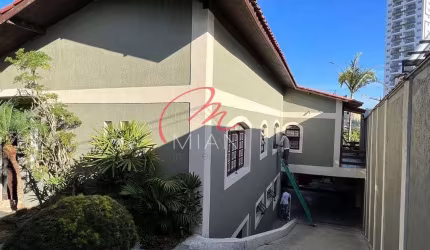 Sobrado com 4 dormitórios à venda, 300 m² por R$ 1.990.000,00 - Vila Sônia - São Paulo/SP