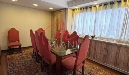Apartamento com 226m²  à venda na Avenida Caxingui a 2 quadras do metrô Butantã, Vila Pirajussara,