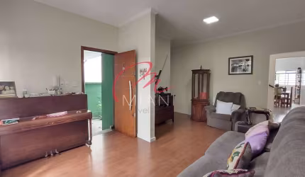 Sobrado à venda, Vila Madalena, 2 Vagas de Garagem, 3 Dormitórios, Churrasqueira e Dependência de S