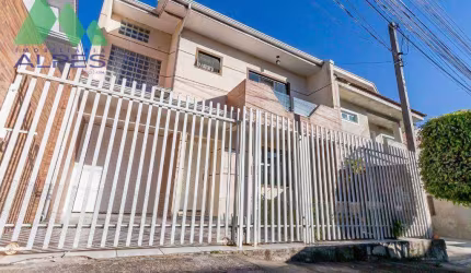 XAXIM EM CONDOMINIO FECHADO SOBRADO COM QUINTAL E EDICULA