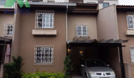 EXCLENTE SOBRADO NA MELHOR LOCALIZAÇÃO DA RUA PAULO SETUBAL SOBRADO EM CONDOMINIO FECHADO