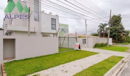 Sobrado à venda, 129 m² por R$ 749.900,00 - Boqueirão - Curitiba/PR
