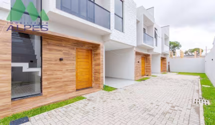 Sobrado com 3 dormitórios à venda, 123 m² por R$ 649.900,00 - Boqueirão - Curitiba/PR