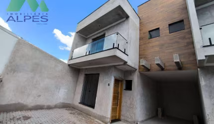 Sobrado com 3 dormitórios à venda, 106 m² por R$ 620.000,00 - Pinheirinho - Curitiba/PR