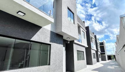 Sobrado com 2 dormitórios à venda, 70 m² por R$ 419.900,00 - Alto Boqueirão - Curitiba/PR